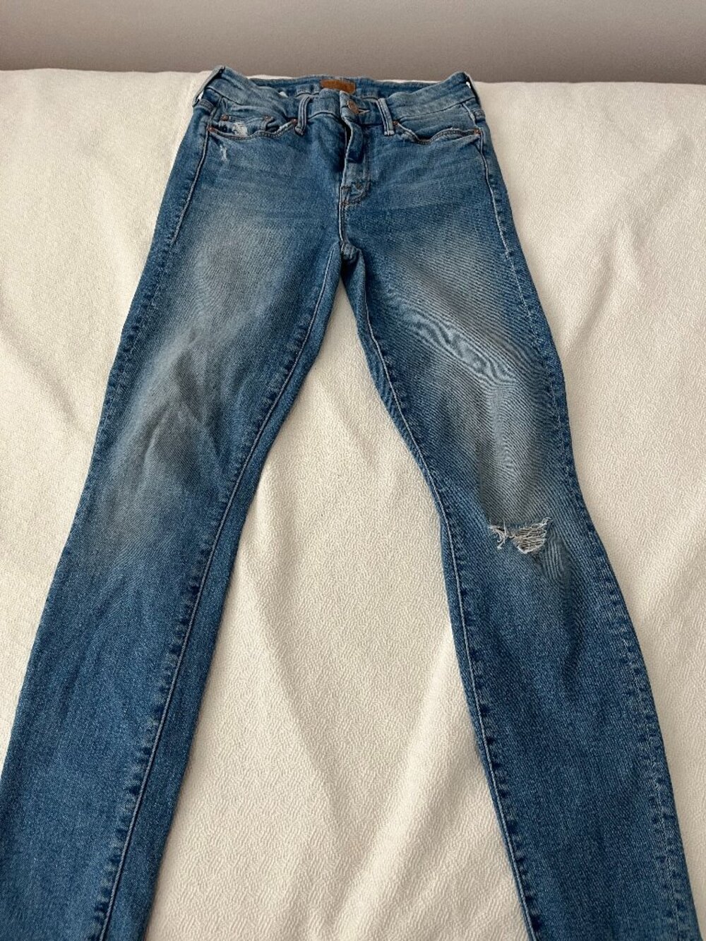 MOTHER Ankle Frayed Distressed Jeans: Size 24